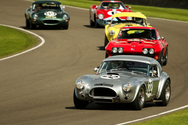 Illustration for article titled The Vintage Racing At The Goodwood Revival Is Simply The Best